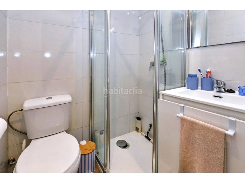 Foto 0873a328-d9d4-4a54-a279-915edc682202. Pis a Turó de la Peira Barcelona