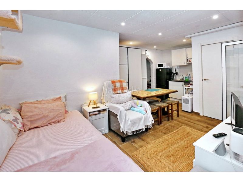 Foto 2c7e8089-d622-4df1-a272-ff92cfc5e7d5. Pis a Turó de la Peira Barcelona