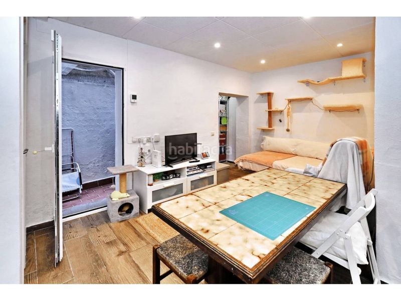 Foto bb9c098b-f28b-4c25-83e5-555d818e86f1. Pis a Turó de la Peira Barcelona