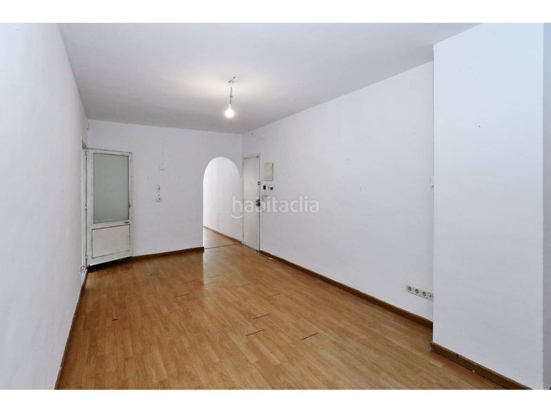 Foto b8a10385-f5c1-4adb-80a6-a8fa92a6827c. Pis a Vilapicina - Torre Llobeta Barcelona