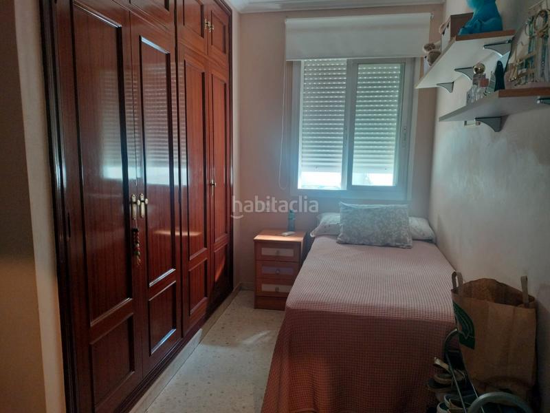Foto a9e4104d-c81b-4c0b-93cc-389529ed6d0c. Piso en calle mateo alemán 39 vendo piso en avd de españa en Dos Hermanas
