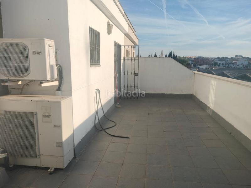 Foto c81de921-c865-43a6-bbf8-89c4a30a05b9. Dúplex vendo duplex en avd de españa en El Arenal - La Pólvora Dos Hermanas