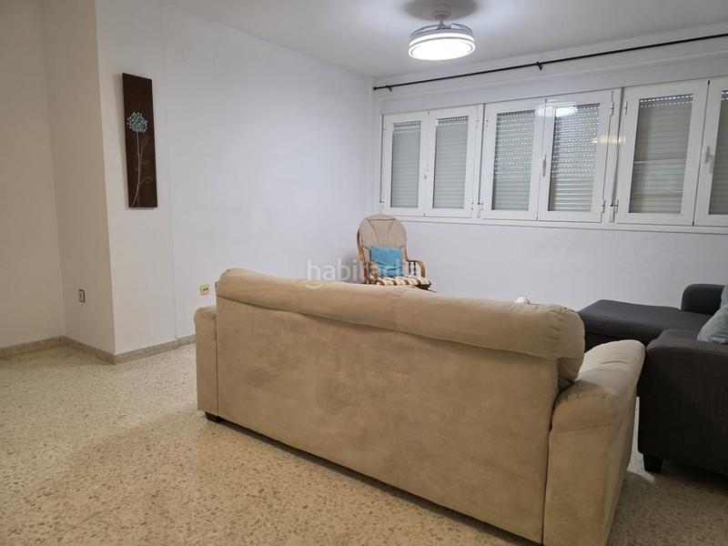 Foto ad41f2c4-b9d6-4552-bc65-391d3909e935. Location appartement avec chauffage parking dans Vista Azul - Consolación Dos Hermanas