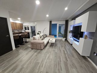 Casa in El Arenal - La Pólvora. Espectacular chalet de diseño contemporáneo en dos hermanas