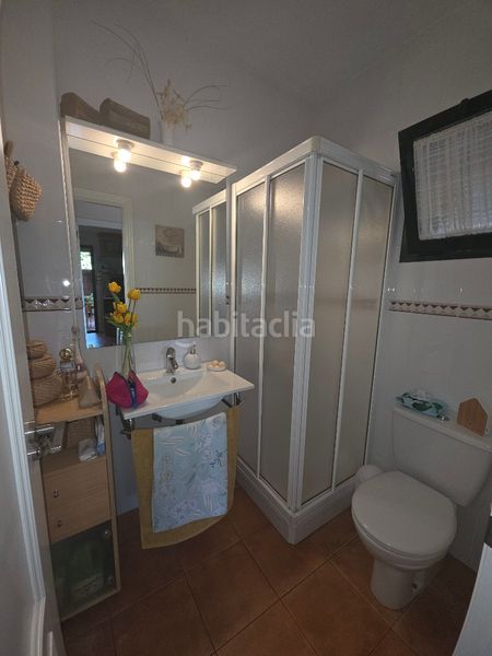 Foto 0bec89b2-cae8-4655-ac88-0864921eb462. Casa aparellada amb xemeneia calefacció piscina a Montequinto