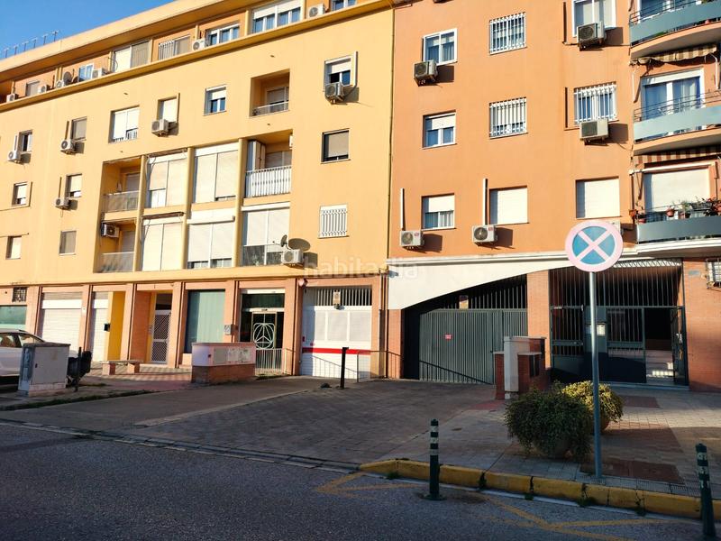 Foto 0666e009-fb2a-4509-bc52-f6c99093b209. Autoparkplatz in calle vicente aleixandre 40 in El Arenal - La Pólvora Dos Hermanas