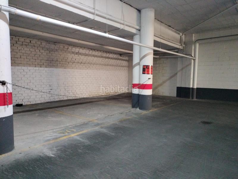 Foto 34738c7d-6fd7-4a20-b8fd-61ac980bd44f. Autoparkplatz in calle vicente aleixandre 40 in El Arenal - La Pólvora Dos Hermanas