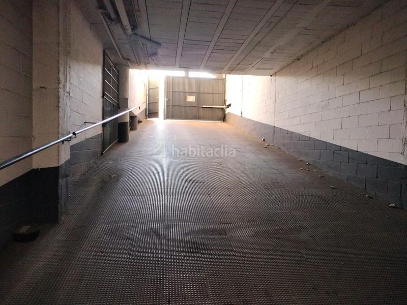 Foto 8e07b050-e47d-401e-8ff3-38eedc3d277f. Autoparkplatz in calle vicente aleixandre 40 in El Arenal - La Pólvora Dos Hermanas