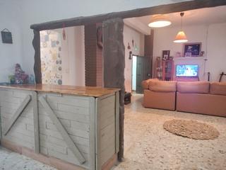 Finca rústica a La Hacienda - Nueva Andalucía. Vendo parcela con casa en las portadas