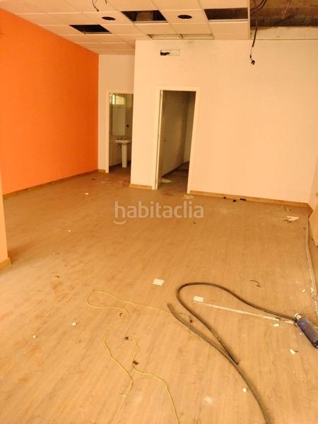 Foto c8092d3c-1819-4bb2-8097-4050e5d7aad9. Locale commerciale in avenida de andalucia 100 in Dos Hermanas