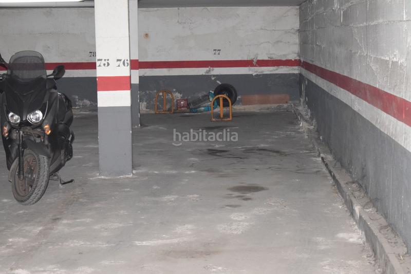 Foto 81bc8a5b-d981-40d9-a8ec-b89f84e5059c. Aparcament cotxe a Ausias March Alboraya