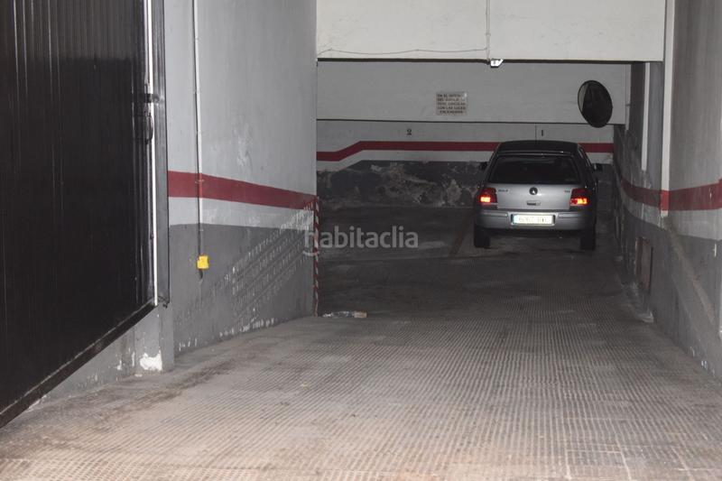 Foto a2a0c397-9bb6-4a31-9448-61ff1709b47c. Aparcament cotxe a Ausias March Alboraya