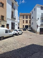 Tríplex  General calvo lucia. Casa con  terraza y solarium  casco historico segorbe