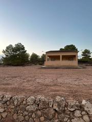 Chalet à Pinoso. Chalet independiente