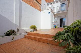 Casa adossada a Barri del Centre