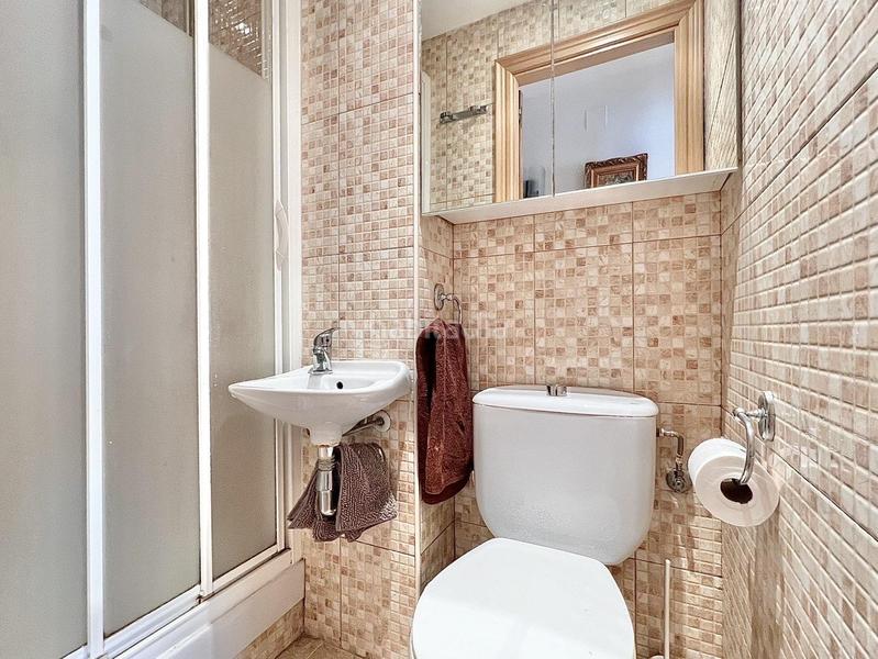 Foto 986afaf2-8726-418a-8fd8-7285ee785fb9. Flat with heating pool in Eixample Sabadell
