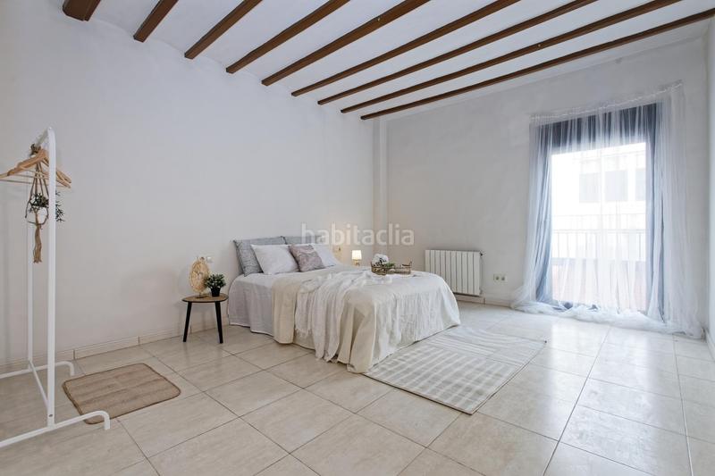 Foto cf675a43-84d7-4c6f-bcf9-ae1f1f8bc388. Casa adosada en Barri del Centre Terrassa