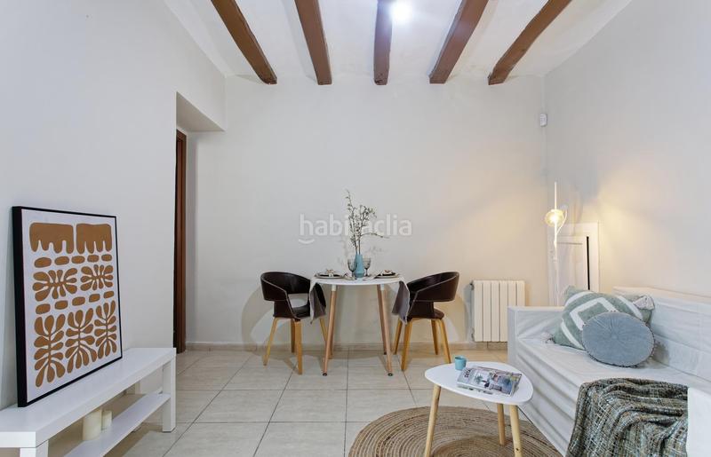 Foto d2bb5dcb-50df-4764-a01a-1643beb03b39. Casa adossada amb calefacció a Barri del Centre Terrassa