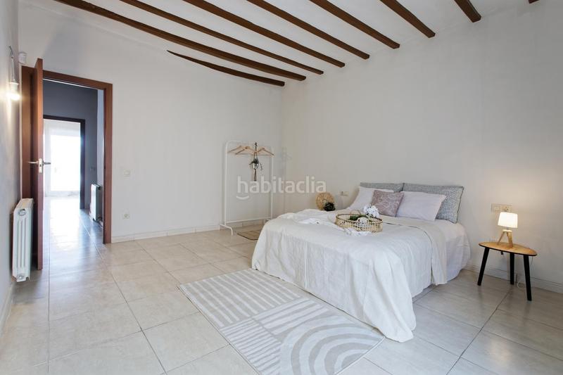 Foto 2cf850fa-0be8-4da1-a4b6-30df4cc9f8b9. Semi detached house with heating in Barri del Centre Terrassa