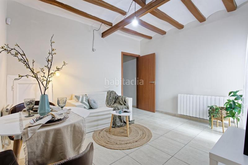 Foto 73d2bd4c-0a79-4e05-8dd4-c1c770f2d014. Semi detached house with heating in Barri del Centre Terrassa