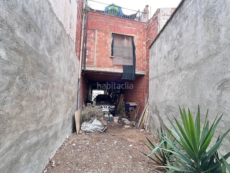 Foto edb6d66b-5028-4298-8b5c-b760a2a9ce0b. Casa amb calefacció aparcament a La Cogullada Terrassa