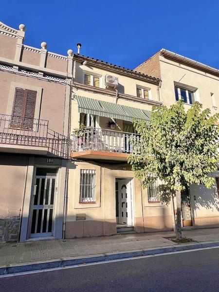 Foto 3c5c95cf-a630-4ac7-8981-dca923099d2d. Casa a schiera con riscaldamento parcheggio in Castellbell i el Vilar