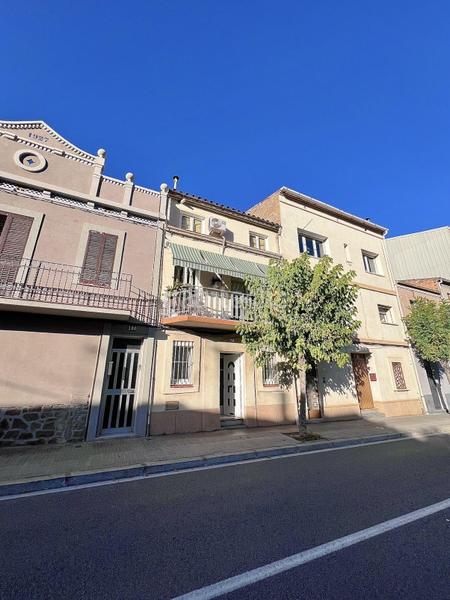 Foto 7a4557cf-e6cb-4927-8c86-730f321215ec. Casa a schiera con riscaldamento parcheggio in Castellbell i el Vilar