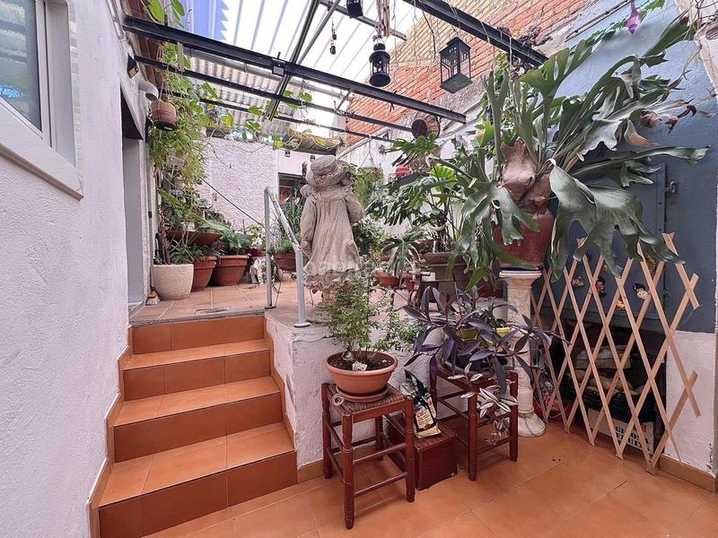 Foto b3205793-b2f7-43a6-8a3d-c63ff56384b6. Casa a schiera con riscaldamento parcheggio in Castellbell i el Vilar