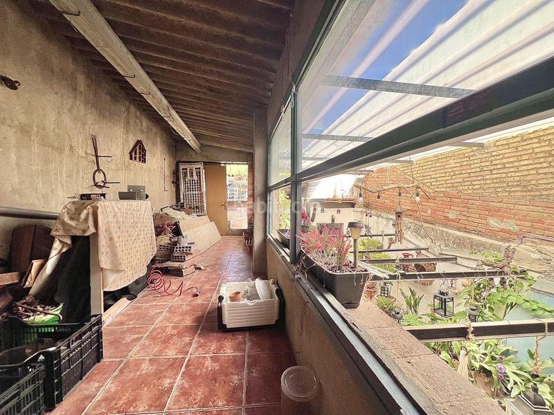 Foto d9fdbecc-c694-4bba-a6bf-f804cb599d0c. Casa a schiera con riscaldamento parcheggio in Castellbell i el Vilar