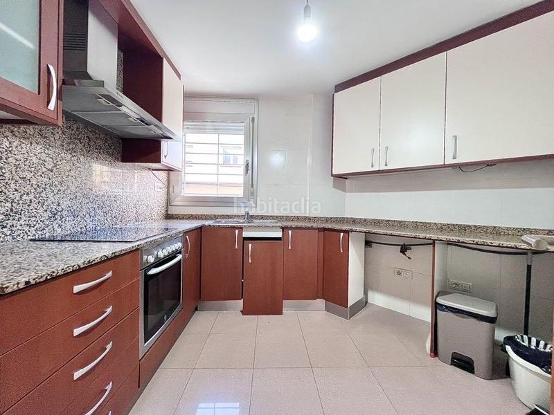 Foto 4ecb5182-0ff1-4e8a-a45d-3161eb781ef1. Rent ground floor with heating in Roc Blanc Terrassa