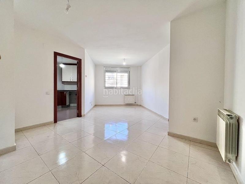 Foto ed65ab86-a90b-4258-aeac-5d56387a0aaa. Rent ground floor with heating in Roc Blanc Terrassa