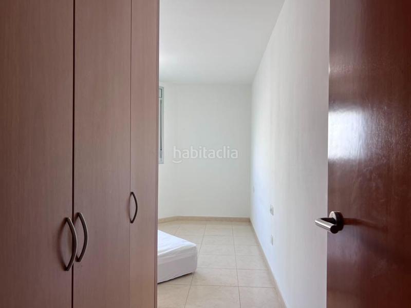 Foto f105cb2c-e473-4cd7-9780-7c9142599f2d. Affitto piano terra con riscaldamento in Roc Blanc Terrassa