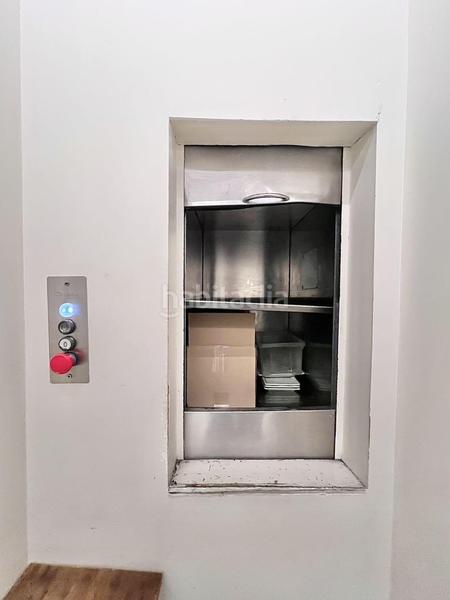 Foto acf8c2cd-d1d6-41dc-8eed-452542f98935. Transfer business premise in Barri del Centre Terrassa