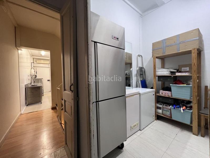 Foto af218066-2590-4d3e-86c3-9eecd70d5715. Traspaso local comercial en Barri del Centre Terrassa