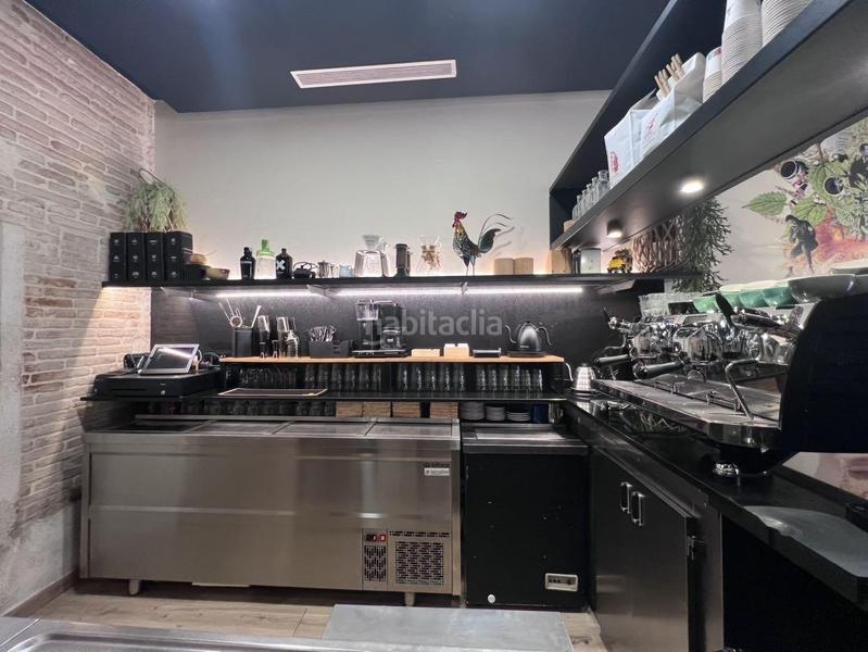 Foto eaa7cd1b-58df-4b04-85bd-1a6208f3d1f4. Traspaso local comercial en Barri del Centre Terrassa