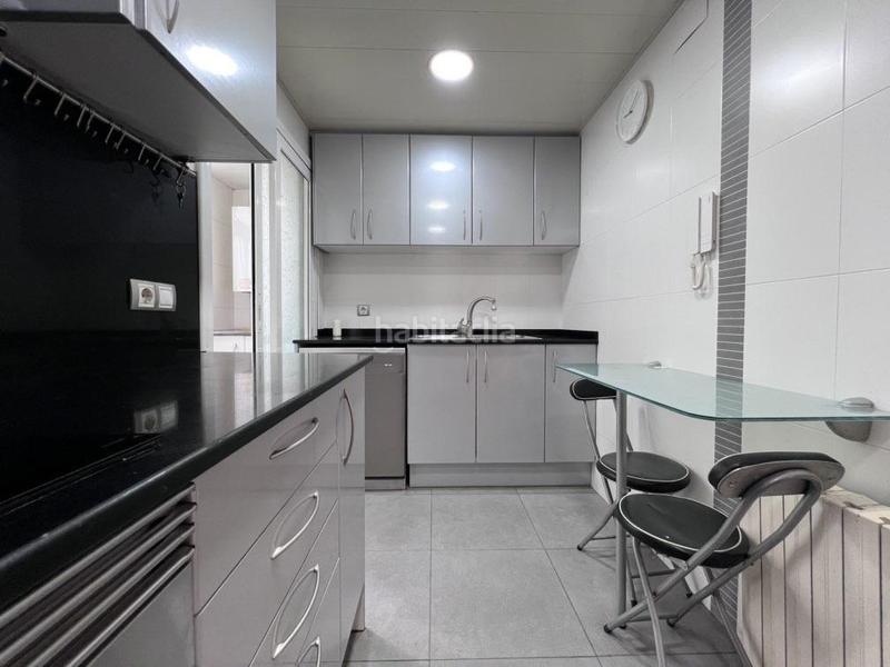 Foto 786a150e-5960-4d3b-9dd9-9d6de0ab88d8. Pis amb calefacció a Sant Pere Nord Terrassa