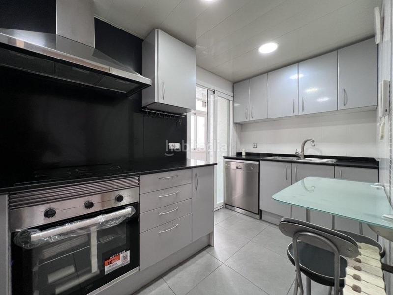 Foto ba000975-54b4-47ab-8d73-1ae32ef08cfb. Pis amb calefacció a Sant Pere Nord Terrassa