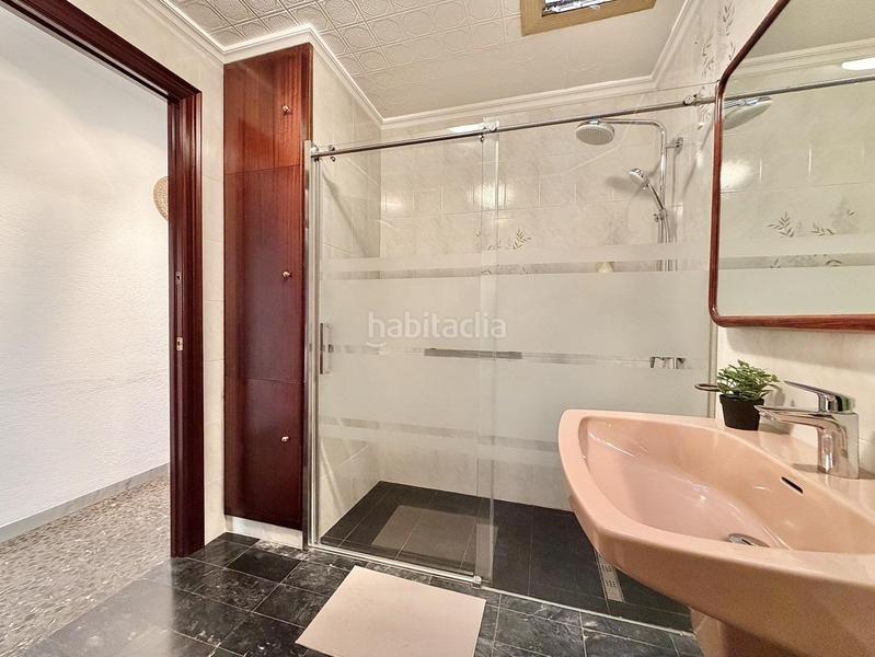 Foto c52b5e3d-8920-4c00-af45-cc0396a2951e. Casa adosada en Centre Sant Quirze del Vallès