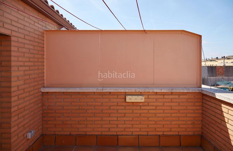Foto 49b1bd9c-c284-4117-9f48-50627df194f7. Dúplex amb calefacció a Ca n'Anglada Terrassa