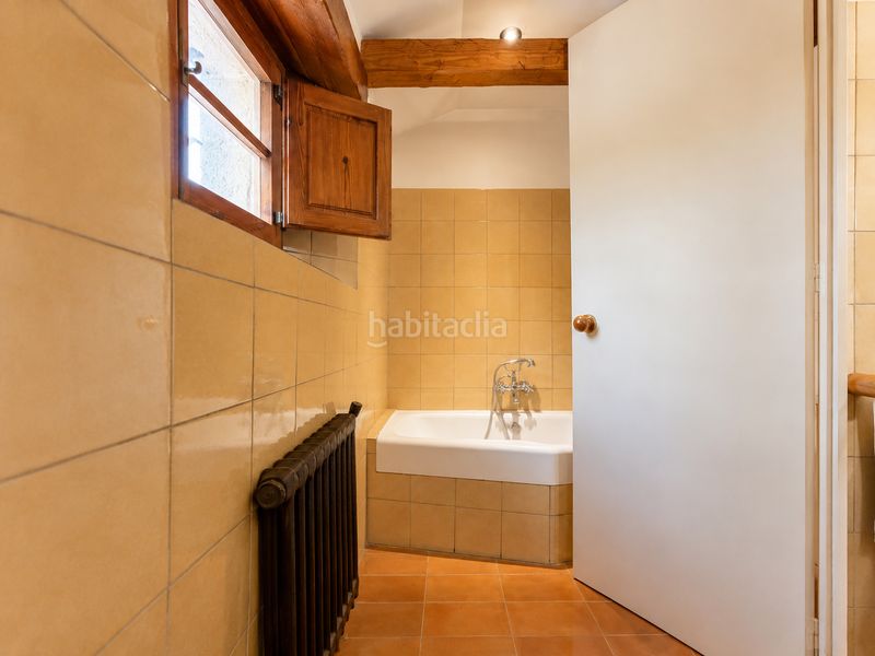 Foto 971eee21-46d6-4526-8bce-fa5846308104. Casa amb calefacció aparcament piscina a El Racó-Sant Feliu del Racó Castellar del Vallès