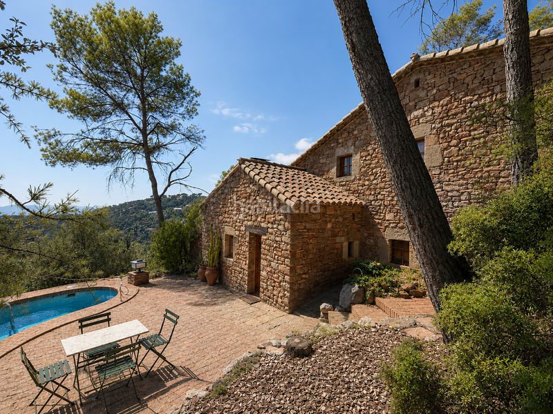Foto a2216760-7282-49f2-90b7-0b55d50e4689. Casa amb calefacció aparcament piscina a El Racó-Sant Feliu del Racó Castellar del Vallès