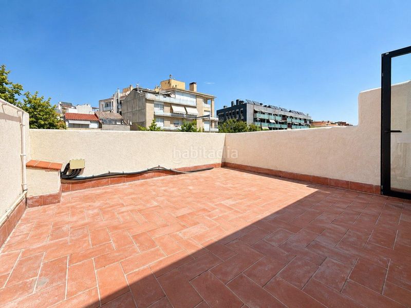 Foto 483b2141-661d-4911-b791-0260e7e25b50. Casa amb calefacció a Vallparadís - Antic Poble de Sant Pere Terrassa
