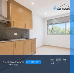 Pis a Vallparadís - Antic Poble de Sant Pere. Piso en venta en terrassa  zona escoles  vallparadís exclusivo p