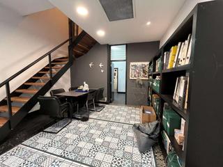 Business premise in Gros