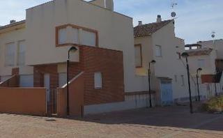 Parking coche en Calle jacinto benavente 31. Garaje en torres de cotillas