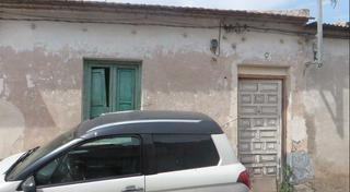 Appartement à Travesía segunda casas de zornoza 8. Se casa a reformar en alcantarillla