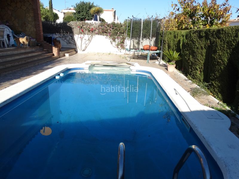 Foto b191eb1a-1751-4cab-a770-92612be03866. Casa amb xemeneia calefacció aparcament piscina a Cubelles