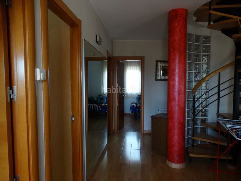 Foto 9dbd3b17-aada-4724-937a-091cad94a2f9. Casa amb calefacció aparcament a Canyelles