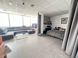 Local Comercial a Centre. Local a pie de playa en arenys