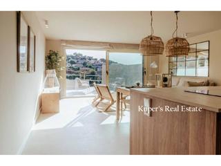 Casa adossada  Xarmada. Estrena casa en begur, costa brava